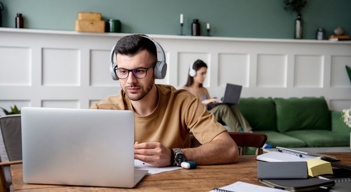 A Guide to Online Learning Platform Development for Everyone?